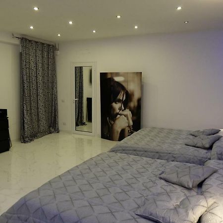 White Room Idromassaggio Su Richiesta Naples Exterior photo