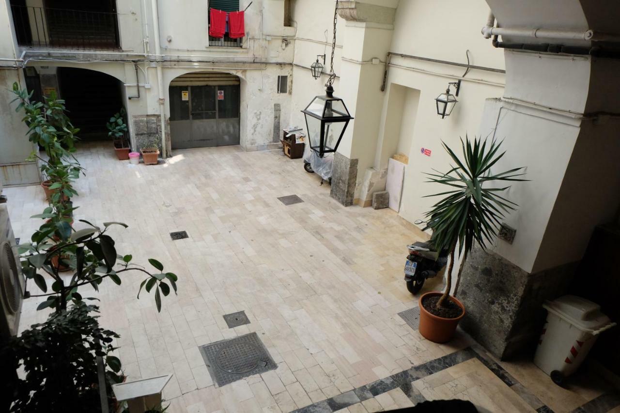 White Room Idromassaggio Su Richiesta Naples Exterior photo